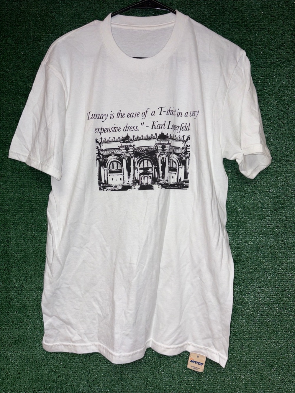 MNTGE KARL LAGERFELD authentic We Met At The Met EXCLUSIVE TEE M Art Fashion